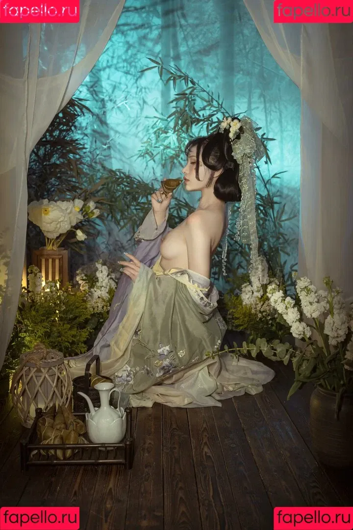 kumicho_cat / nekokoyoshi / nekososto / 喵小吉 / 爆机少女 喵小吉 Onlyfans Photo Gallery 