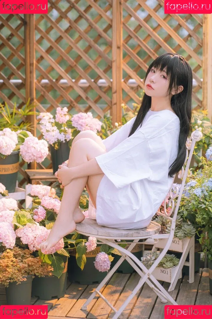 kumicho_cat / nekokoyoshi / nekososto / 喵小吉 / 爆机少女 喵小吉 Onlyfans Photo Gallery 