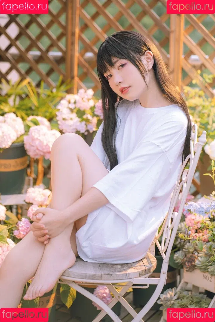 kumicho_cat / nekokoyoshi / nekososto / 喵小吉 / 爆机少女 喵小吉 Onlyfans Photo Gallery 