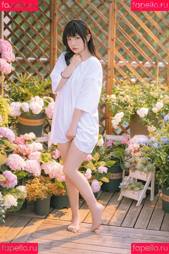 kumicho_cat / nekokoyoshi / nekososto / 喵小吉 / 爆机少女 喵小吉 Onlyfans Photo Gallery 