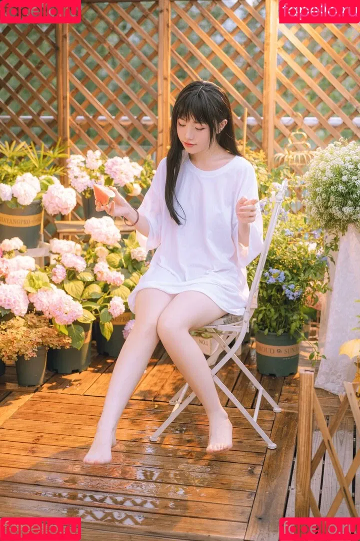kumicho_cat / nekokoyoshi / nekososto / 喵小吉 / 爆机少女 喵小吉 Onlyfans Photo Gallery 