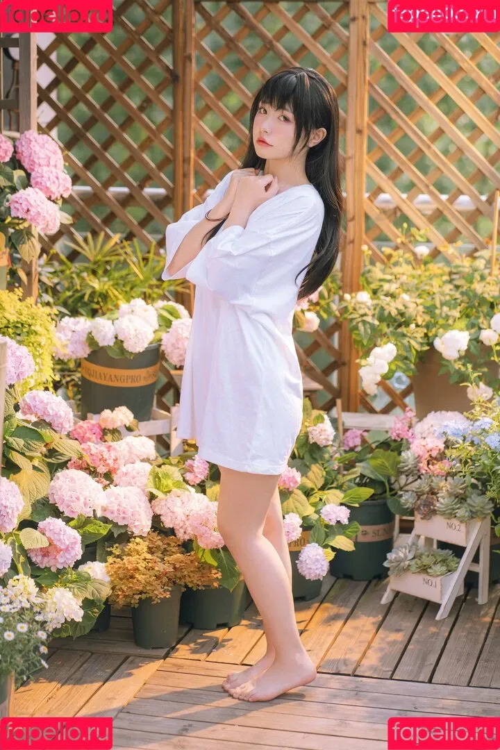 kumicho_cat / nekokoyoshi / nekososto / 喵小吉 / 爆机少女 喵小吉 Onlyfans Photo Gallery 
