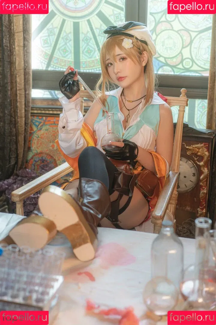 kumicho_cat / nekokoyoshi / nekososto / 喵小吉 / 爆机少女 喵小吉 Onlyfans Photo Gallery 