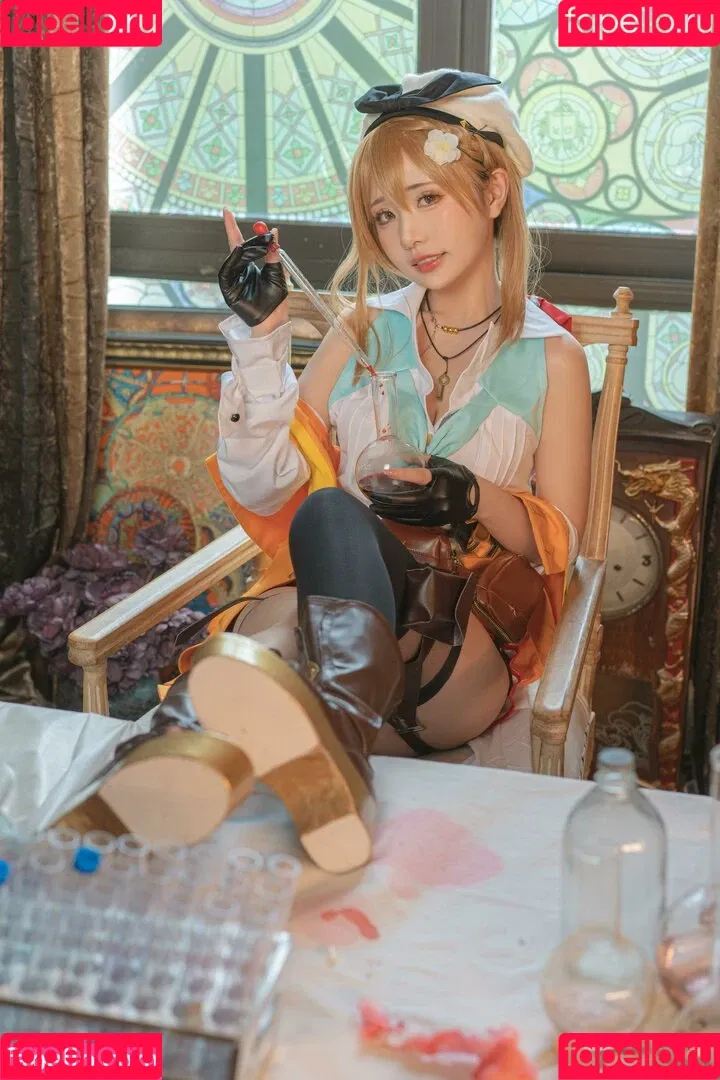 kumicho_cat / nekokoyoshi / nekososto / 喵小吉 / 爆机少女 喵小吉 Onlyfans Photo Gallery 