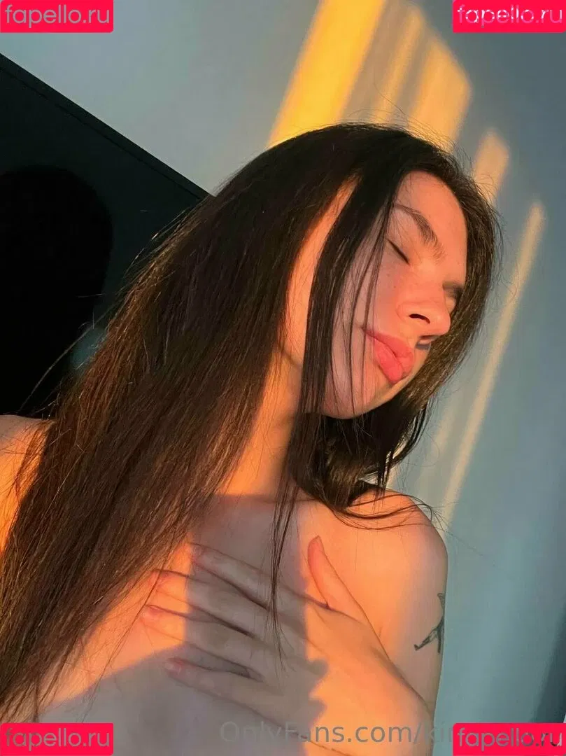 Kim Moor / _HornyBaby_ / kim_moor / kimberlinajm Onlyfans Photo Gallery 