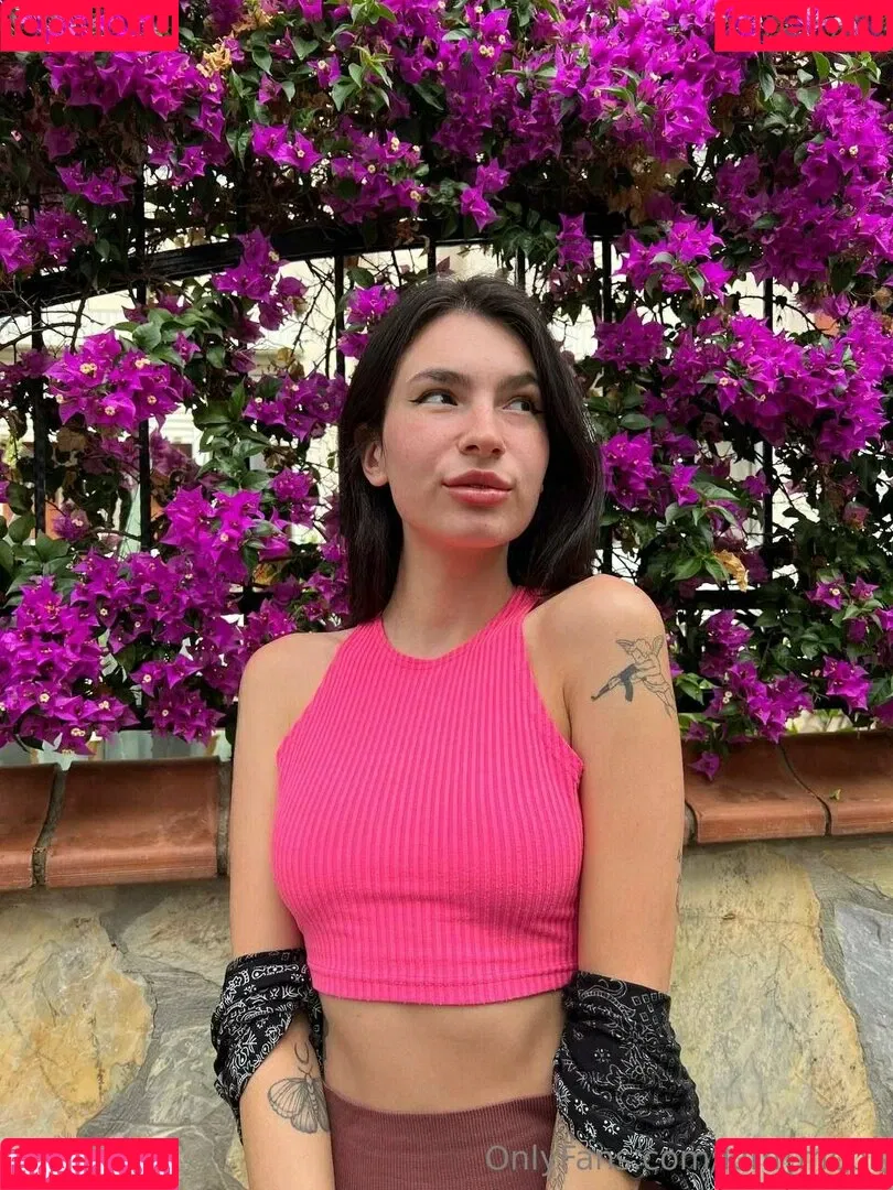Kim Moor / _HornyBaby_ / kim_moor / kimberlinajm Onlyfans Photo Gallery 