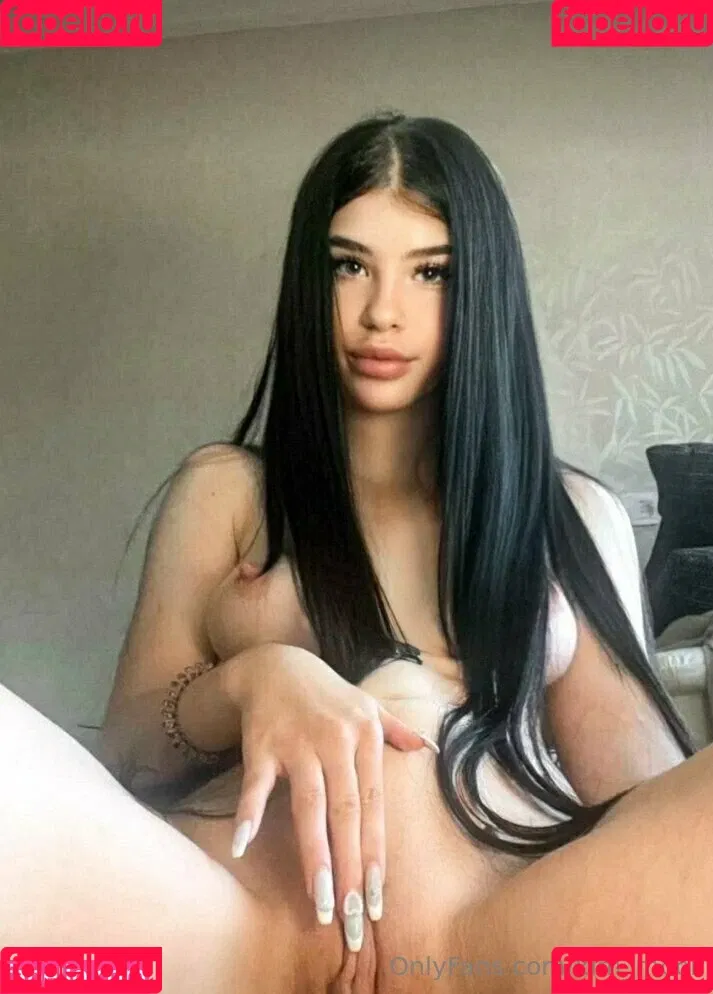 Kim Moor / _HornyBaby_ / kim_moor / kimberlinajm Onlyfans Photo Gallery 