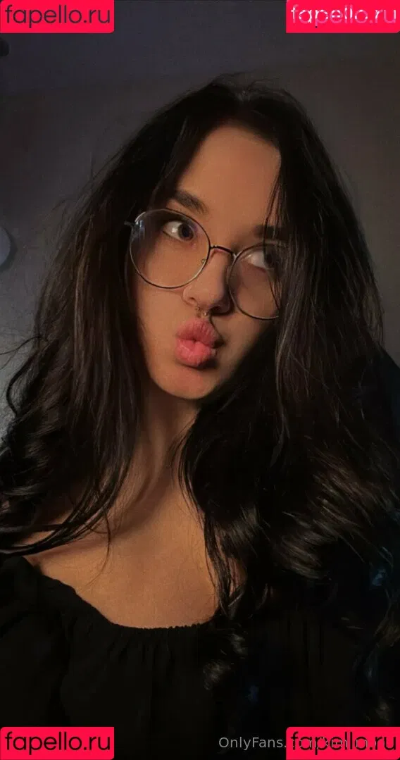 Kim Moor / _HornyBaby_ / kim_moor / kimberlinajm Onlyfans Photo Gallery 