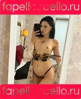 Kim Moor / _HornyBaby_ / kim_moor / kimberlinajm Onlyfans Photo Gallery 