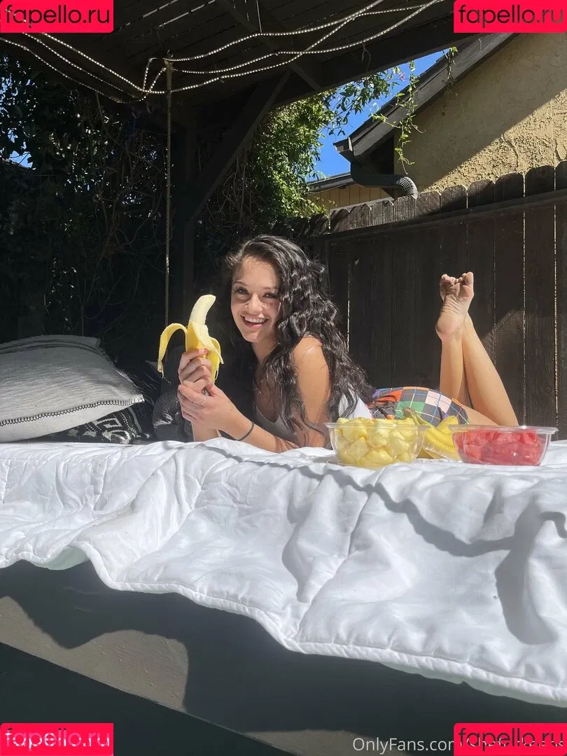 ryan reid / she.for.keeps / sheforkeeps Onlyfans Photo Gallery 