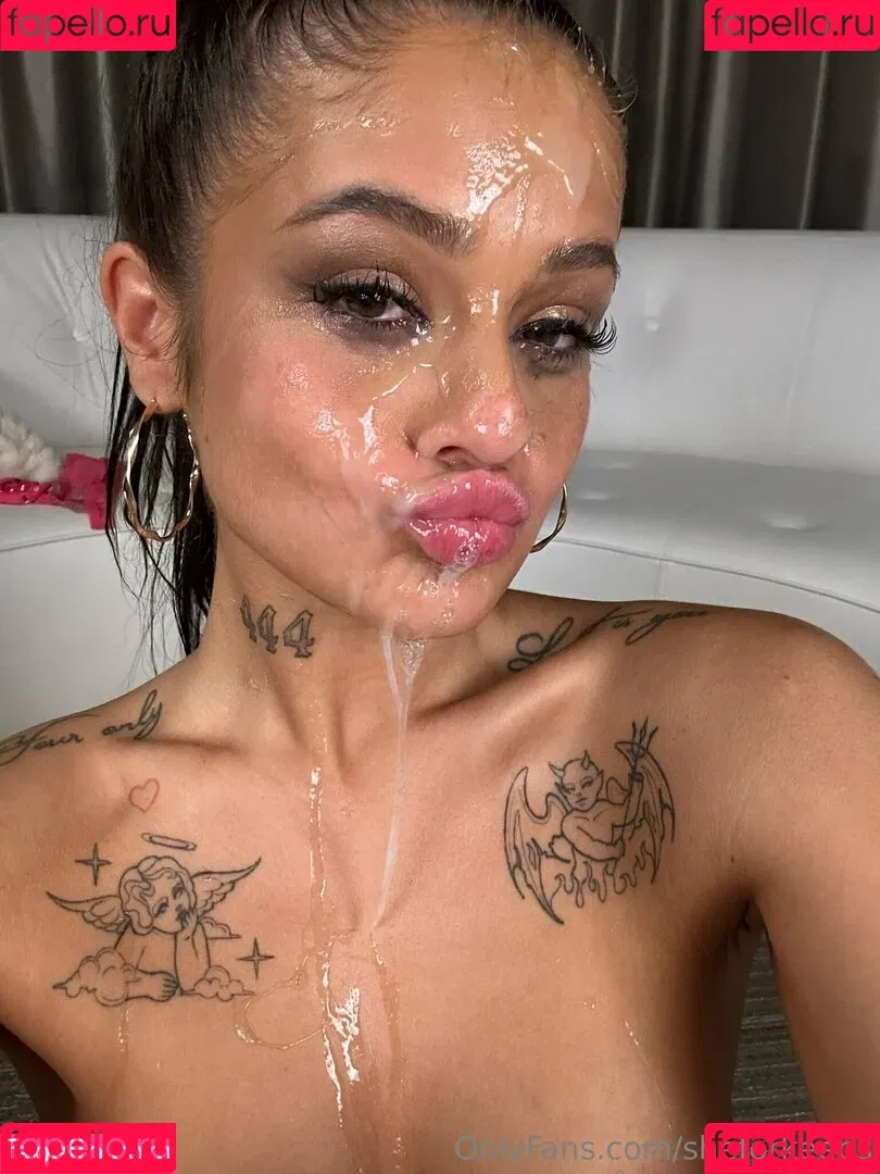 ryan reid / she.for.keeps / sheforkeeps Onlyfans Photo Gallery 