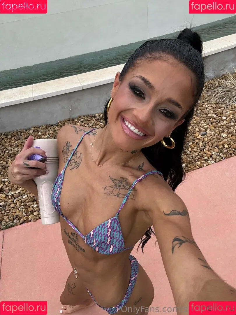 ryan reid / she.for.keeps / sheforkeeps Onlyfans Photo Gallery 