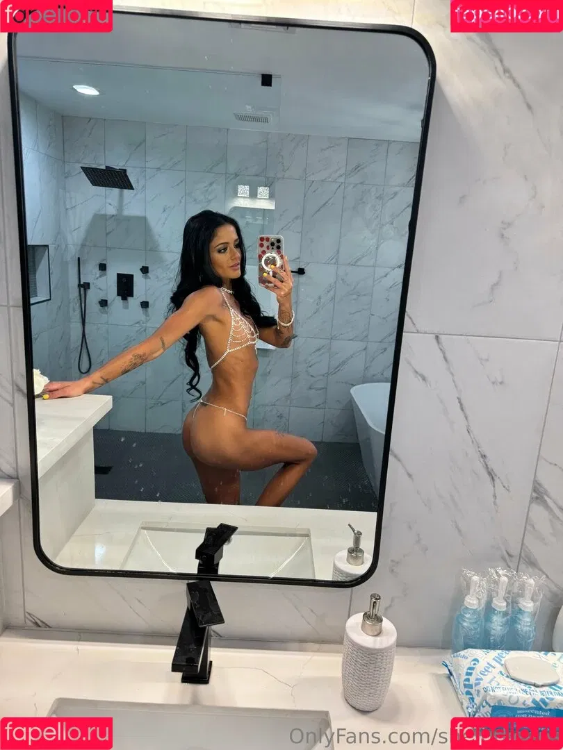 ryan reid / she.for.keeps / sheforkeeps Onlyfans Photo Gallery 