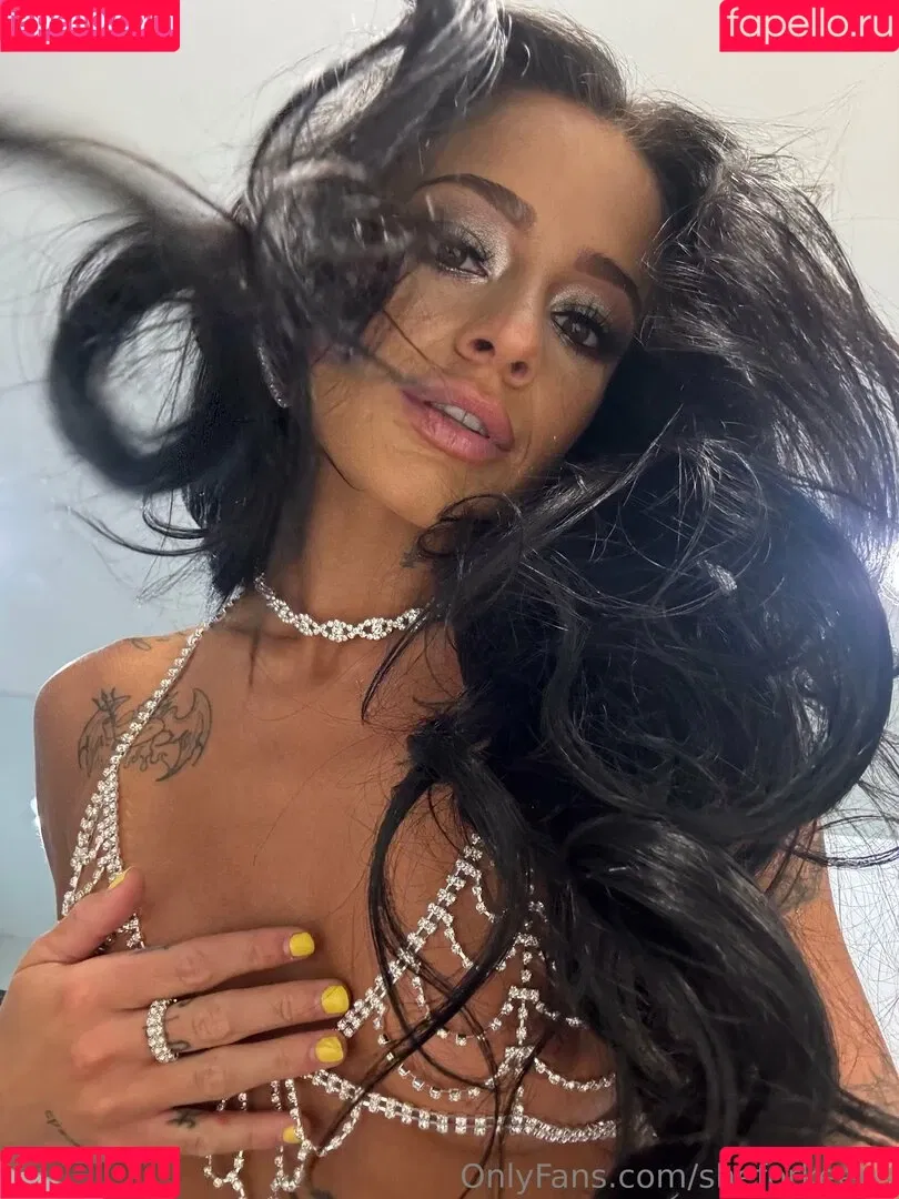 ryan reid / she.for.keeps / sheforkeeps Onlyfans Photo Gallery 