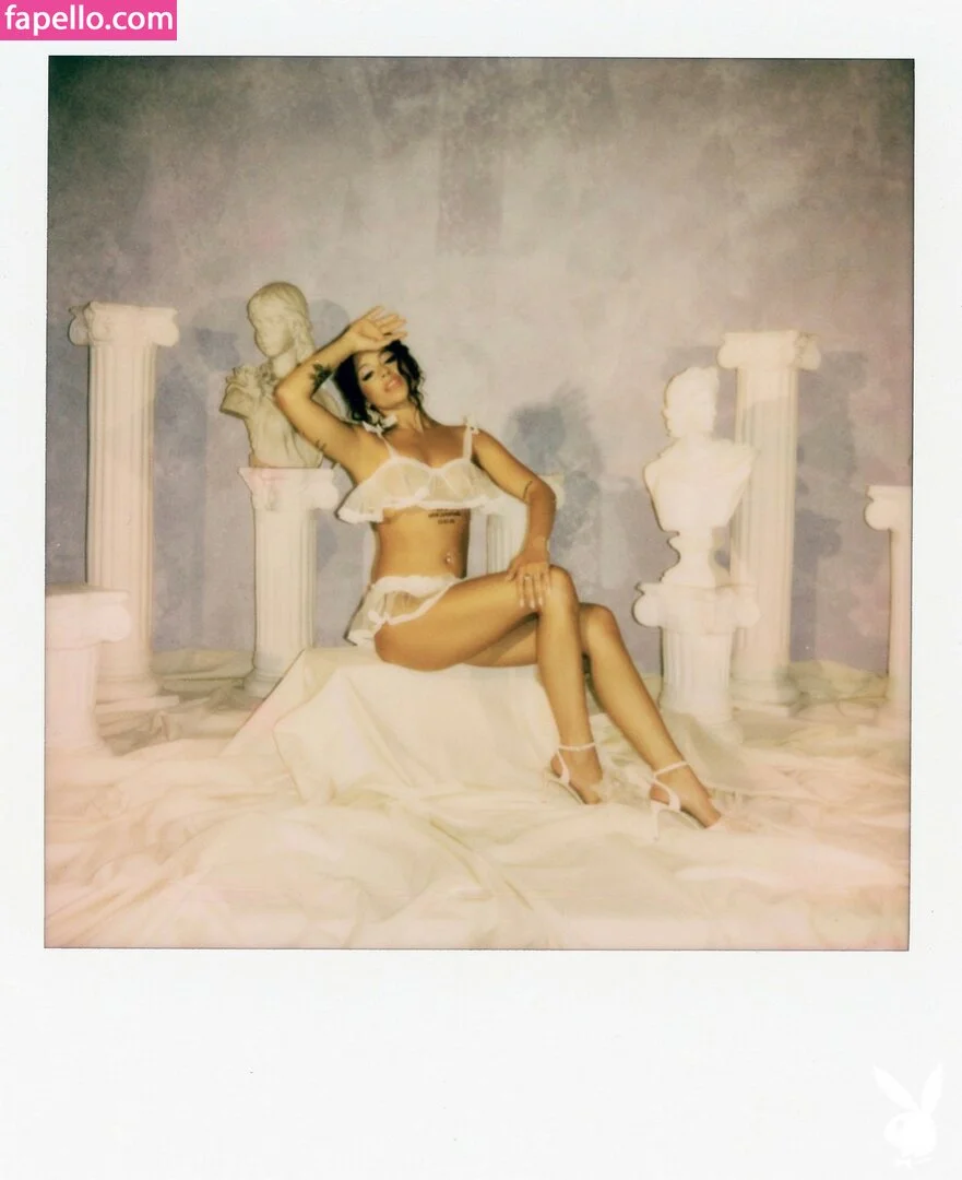 ryan reid / she.for.keeps / sheforkeeps Onlyfans Photo Gallery 