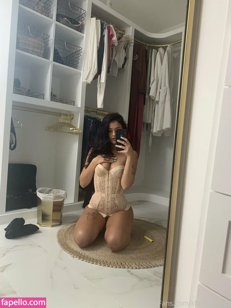 ryan reid / she.for.keeps / sheforkeeps Onlyfans Photo Gallery 