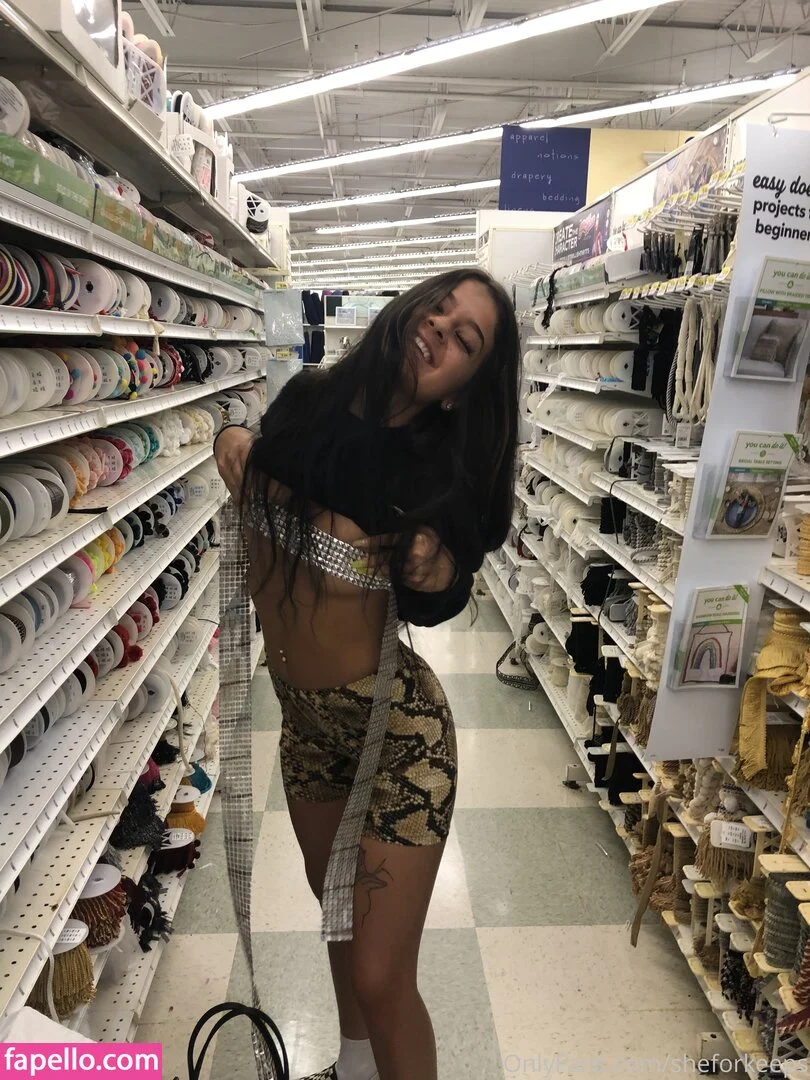 ryan reid / she.for.keeps / sheforkeeps Onlyfans Photo Gallery 