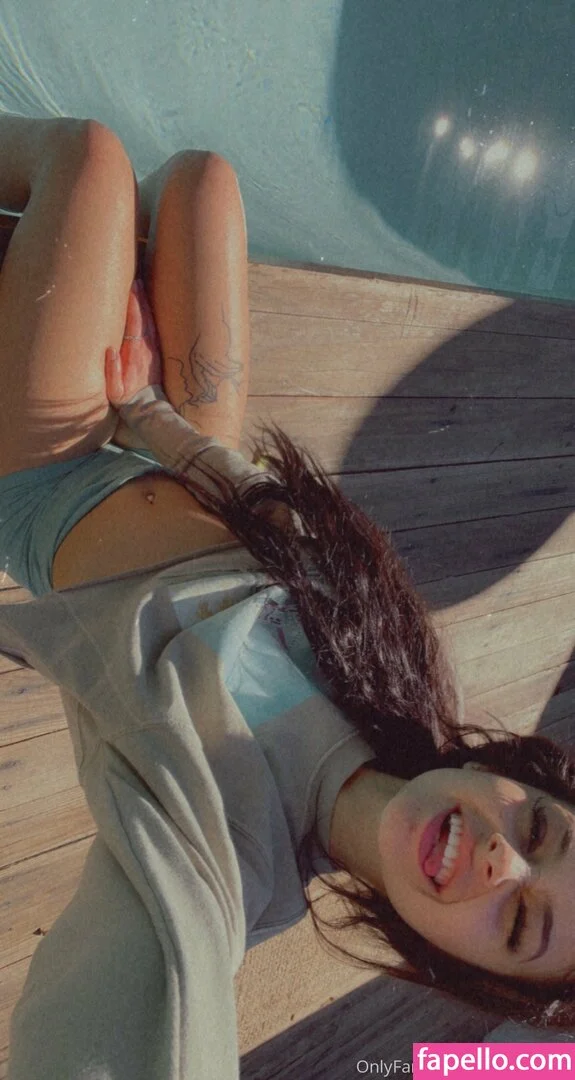 ryan reid / she.for.keeps / sheforkeeps Onlyfans Photo Gallery 