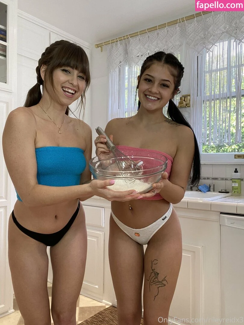 ryan reid / she.for.keeps / sheforkeeps Onlyfans Photo Gallery 