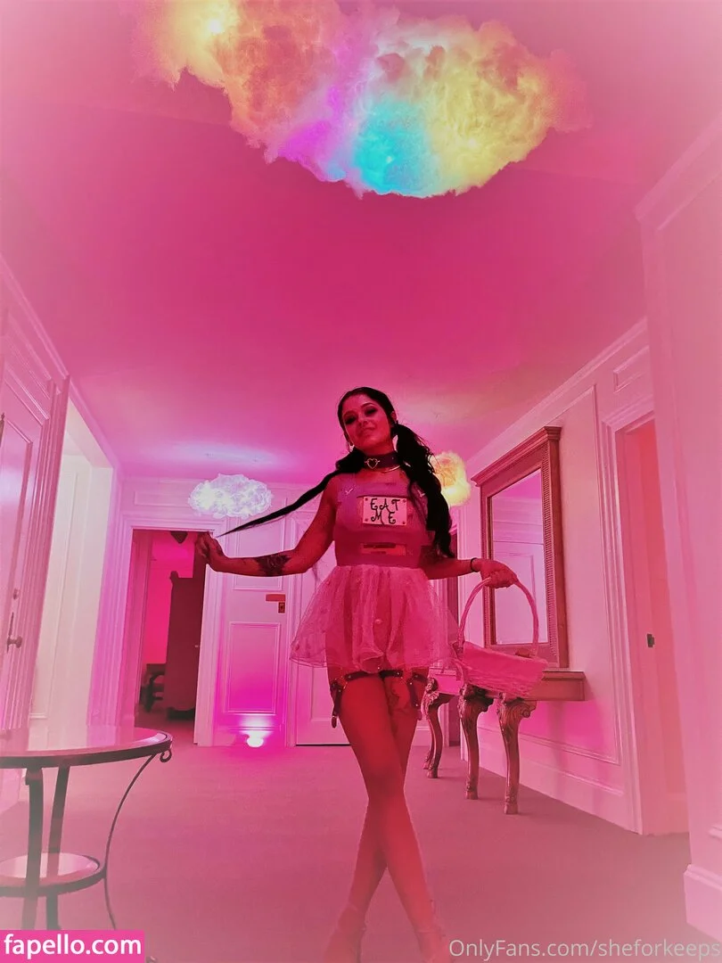 ryan reid / she.for.keeps / sheforkeeps Onlyfans Photo Gallery 