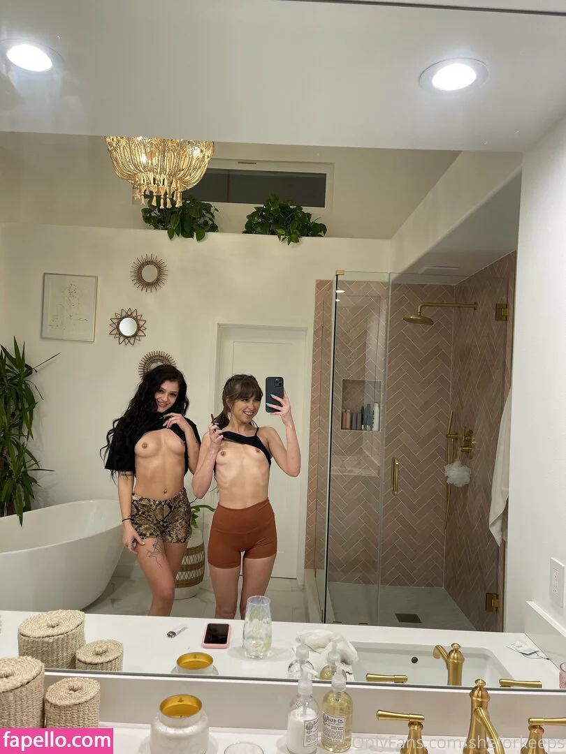 ryan reid / she.for.keeps / sheforkeeps Onlyfans Photo Gallery 