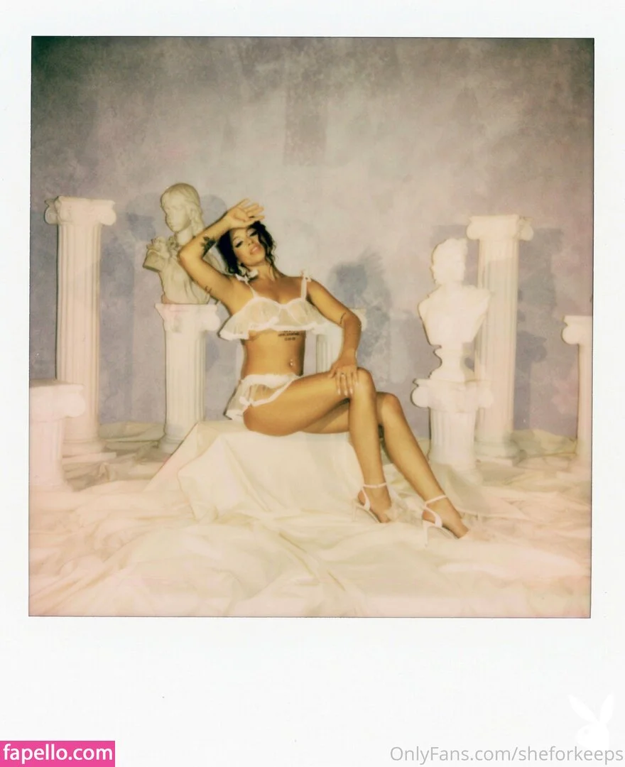 ryan reid / she.for.keeps / sheforkeeps Onlyfans Photo Gallery 