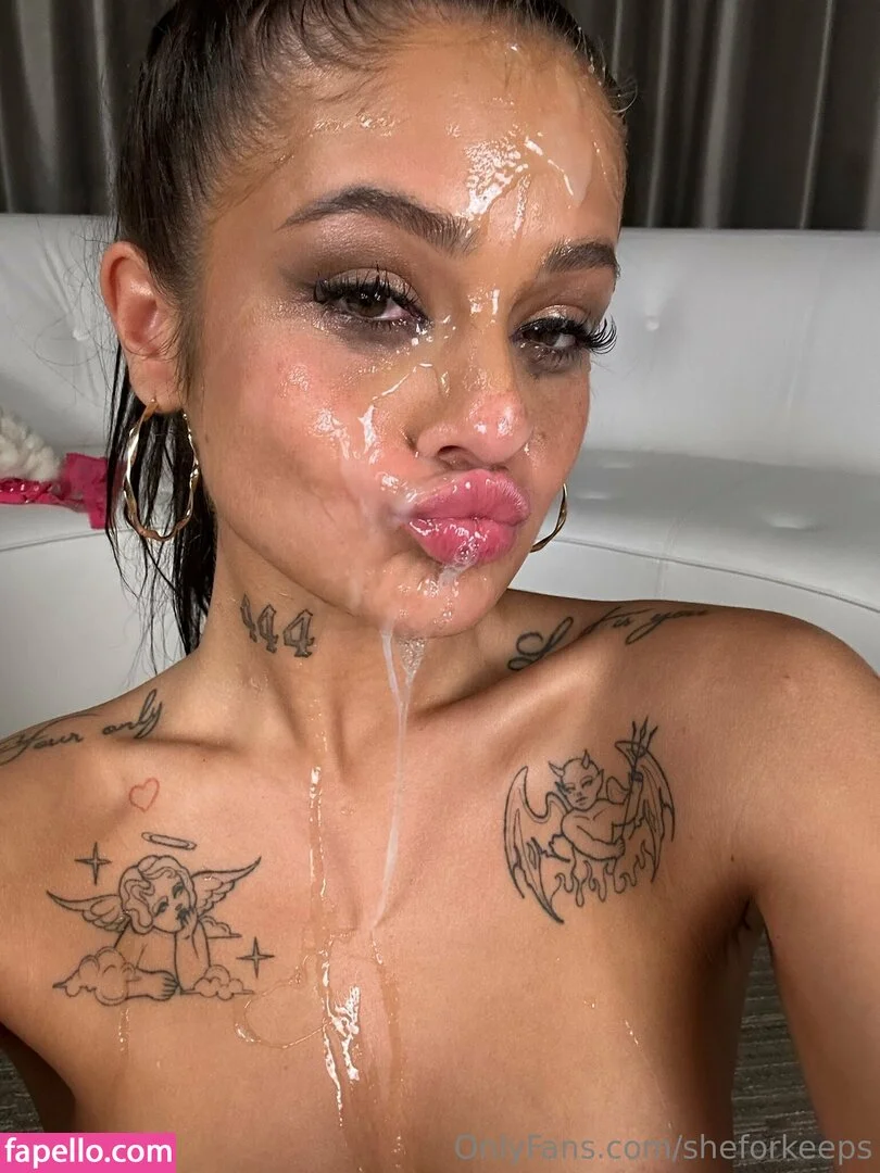 ryan reid / she.for.keeps / sheforkeeps Onlyfans Photo Gallery 