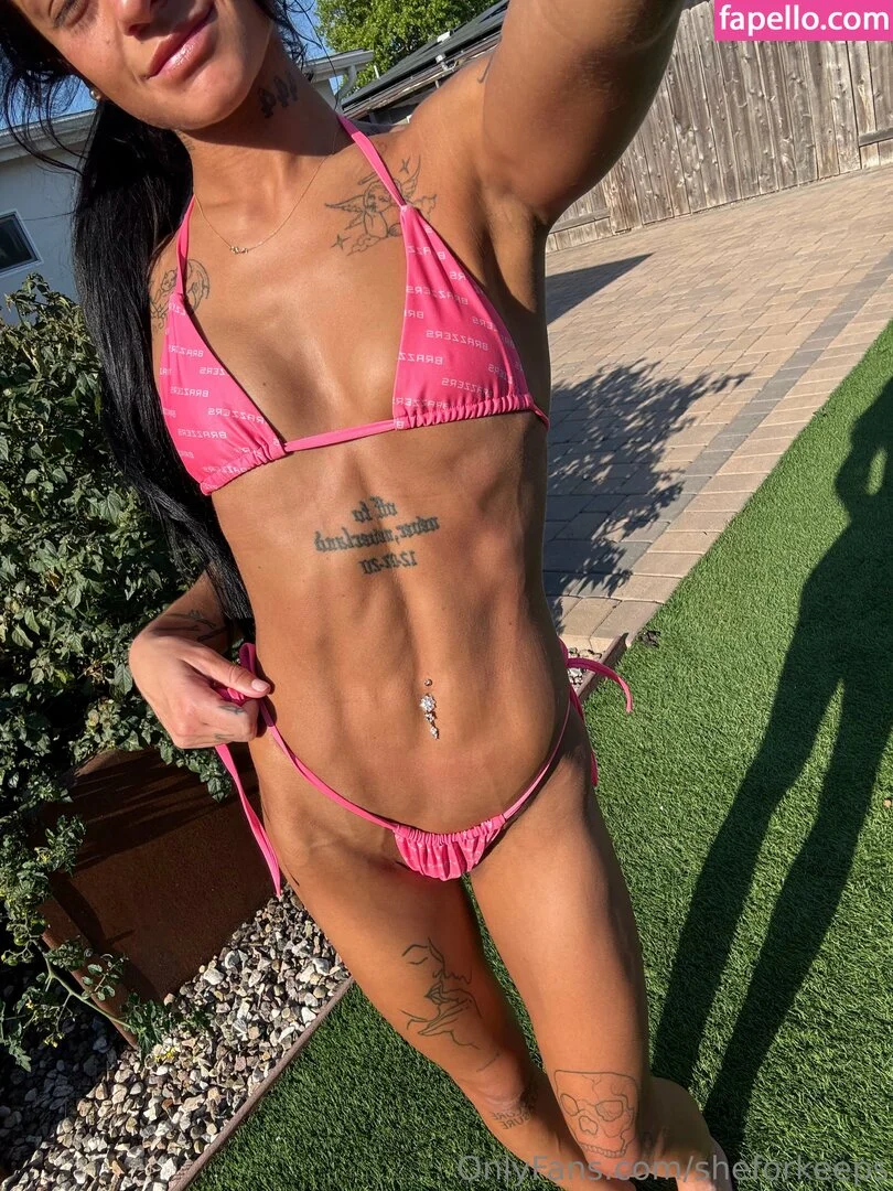 ryan reid / she.for.keeps / sheforkeeps Onlyfans Photo Gallery 