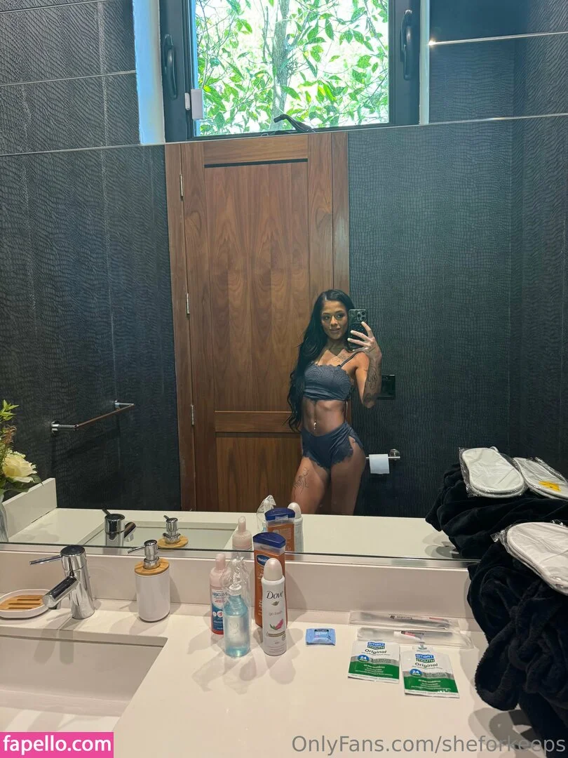 ryan reid / she.for.keeps / sheforkeeps Onlyfans Photo Gallery 