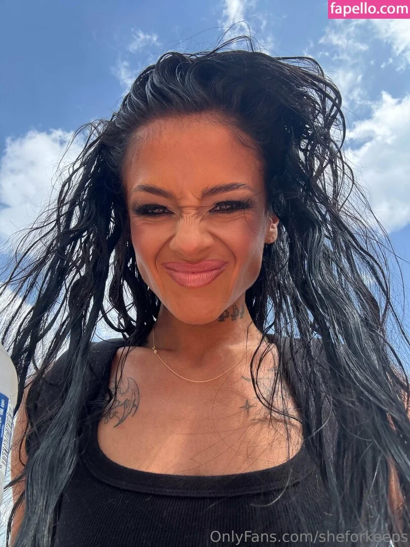 ryan reid / she.for.keeps / sheforkeeps Onlyfans Photo Gallery 