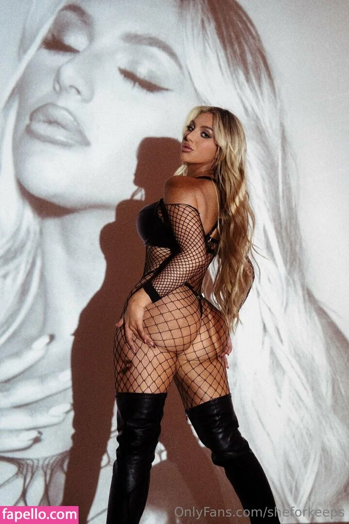 ryan reid / she.for.keeps / sheforkeeps Onlyfans Photo Gallery 