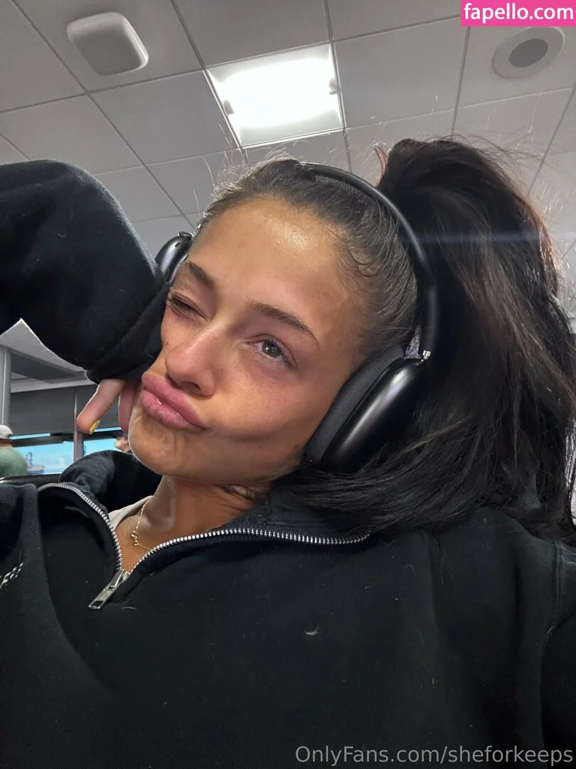 ryan reid / she.for.keeps / sheforkeeps Onlyfans Photo Gallery 