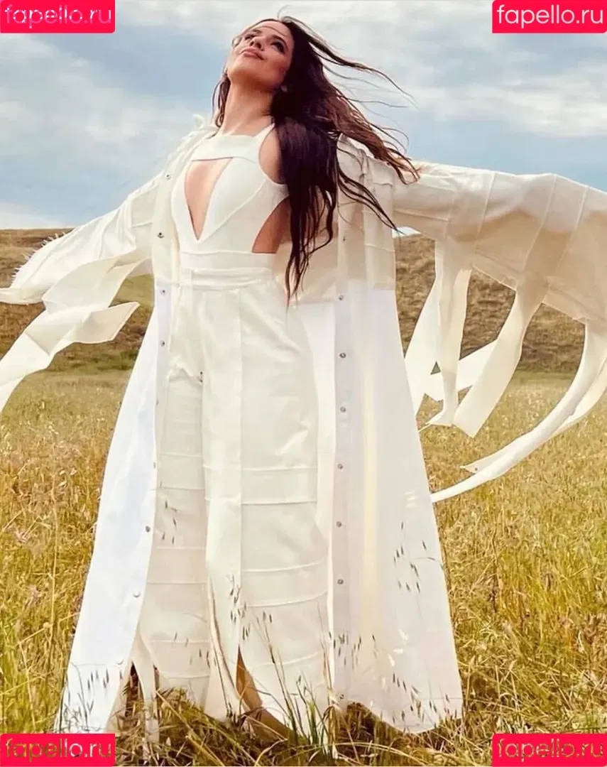Camila Cabello / Camila_Cabello / iamgabrielaung Onlyfans Photo Gallery 
