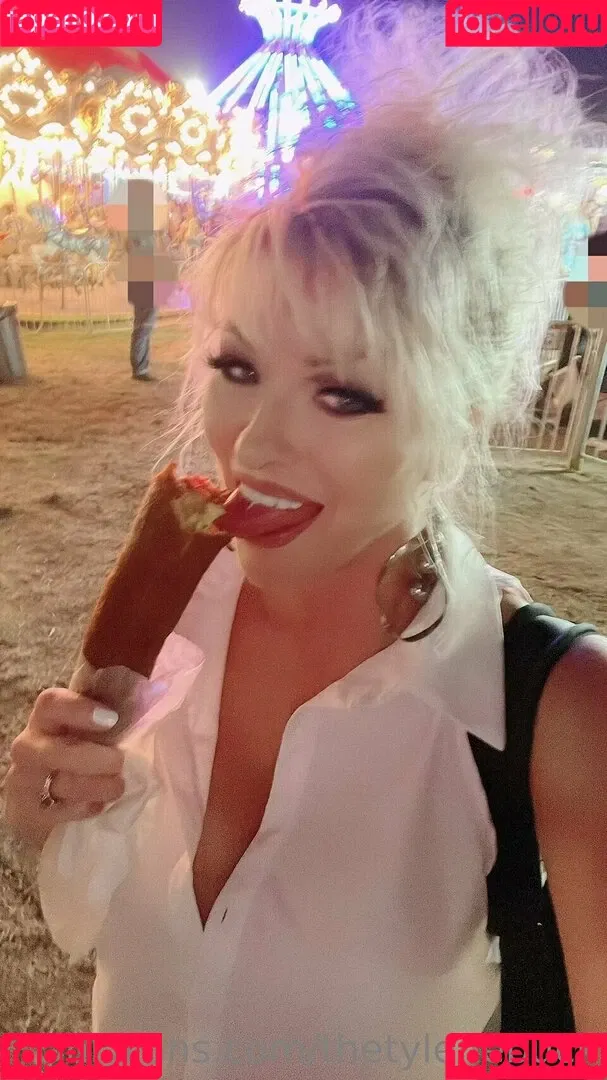 Major Gunns / Tylene Buck / TyleneBuckXXX / thetylenebuck / tylene__buck Onlyfans Photo Gallery 