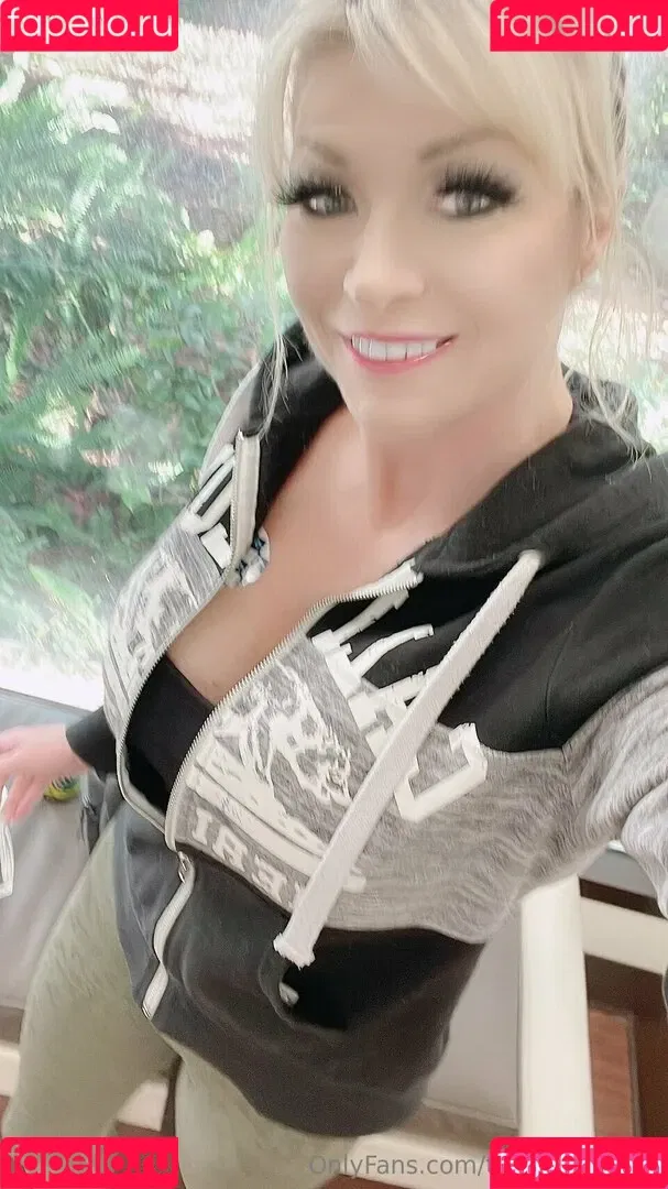 Major Gunns / Tylene Buck / TyleneBuckXXX / thetylenebuck / tylene__buck Onlyfans Photo Gallery 