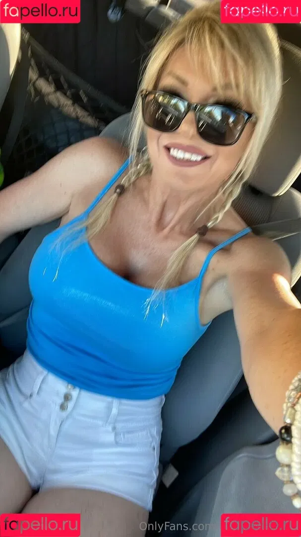 Major Gunns / Tylene Buck / TyleneBuckXXX / thetylenebuck / tylene__buck Onlyfans Photo Gallery 