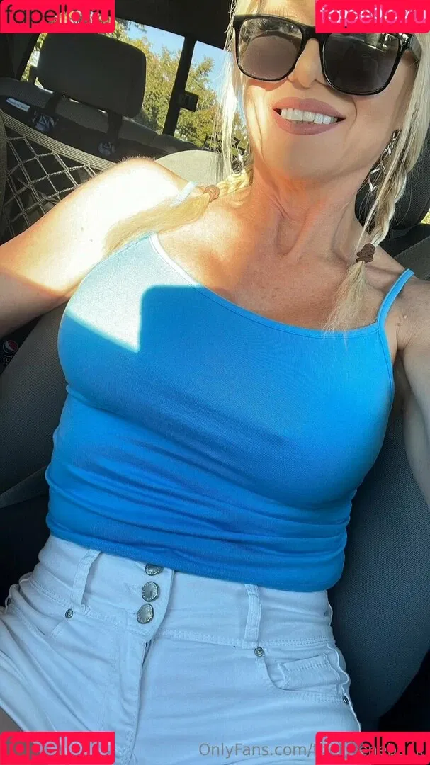 Major Gunns / Tylene Buck / TyleneBuckXXX / thetylenebuck / tylene__buck Onlyfans Photo Gallery 
