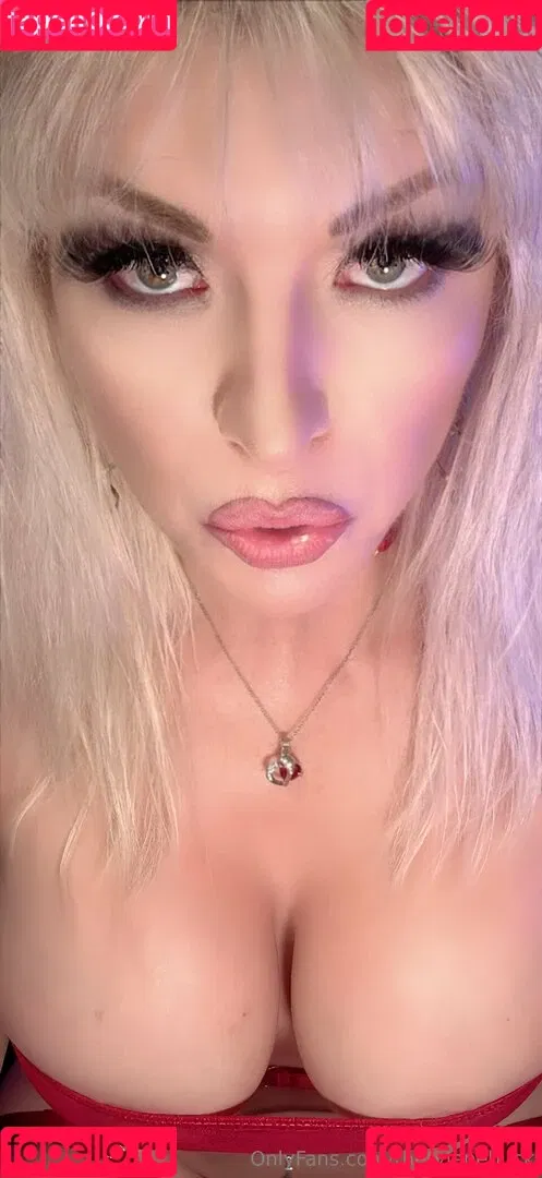 Major Gunns / Tylene Buck / TyleneBuckXXX / thetylenebuck / tylene__buck Onlyfans Photo Gallery 