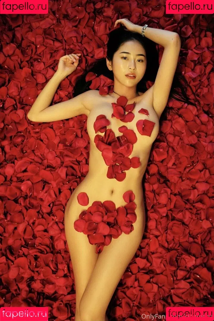Rina Toeda / rinatoeda / rinatoeda0611 Onlyfans Photo Gallery 