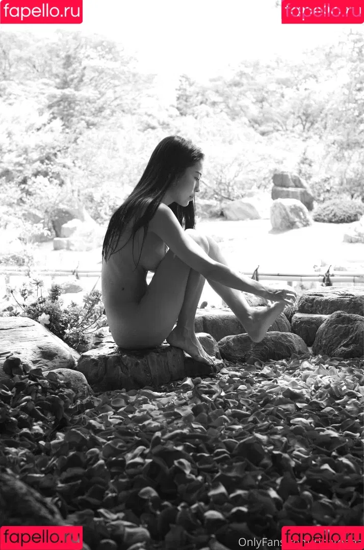 Rina Toeda / rinatoeda / rinatoeda0611 Onlyfans Photo Gallery 