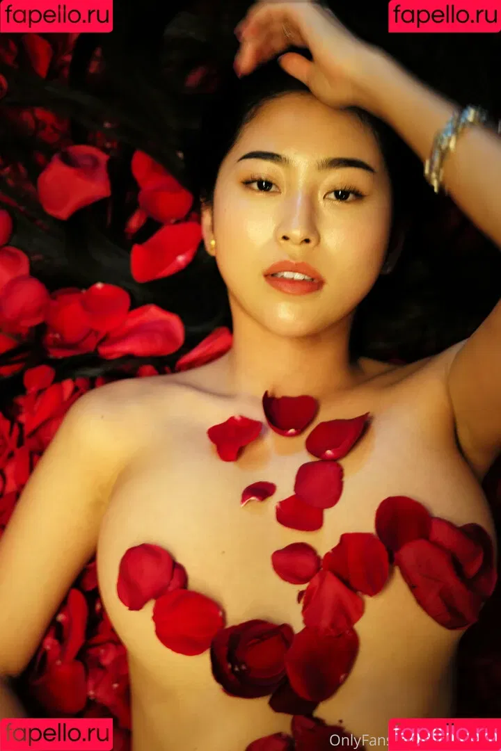 Rina Toeda / rinatoeda / rinatoeda0611 Onlyfans Photo Gallery 