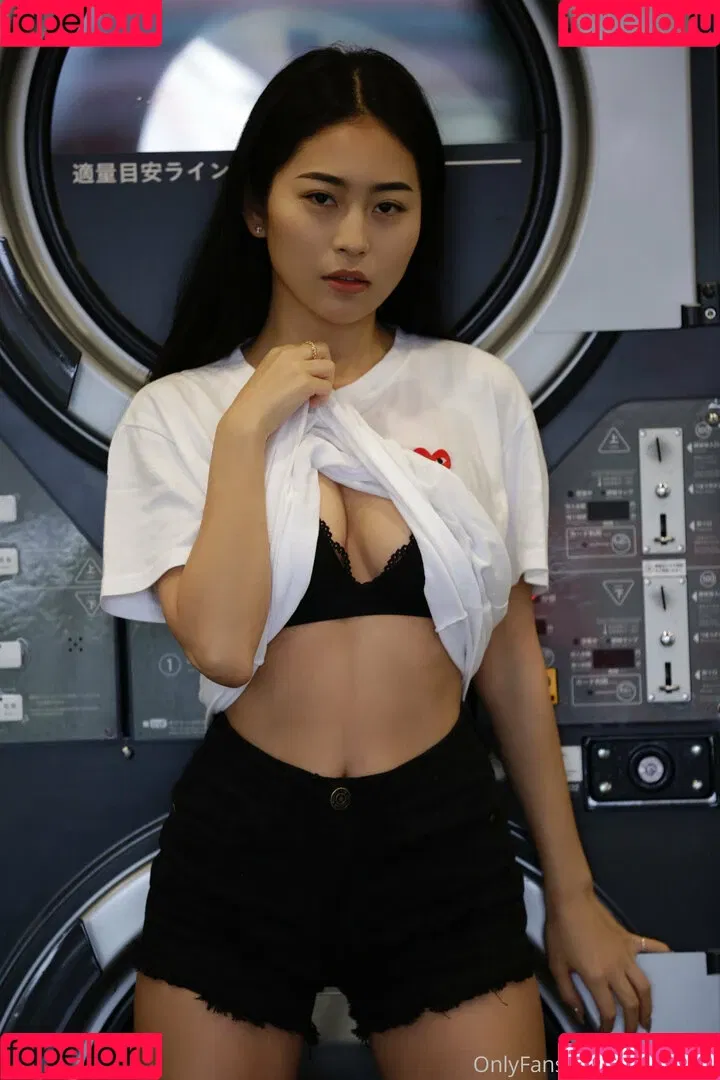 Rina Toeda / rinatoeda / rinatoeda0611 Onlyfans Photo Gallery 