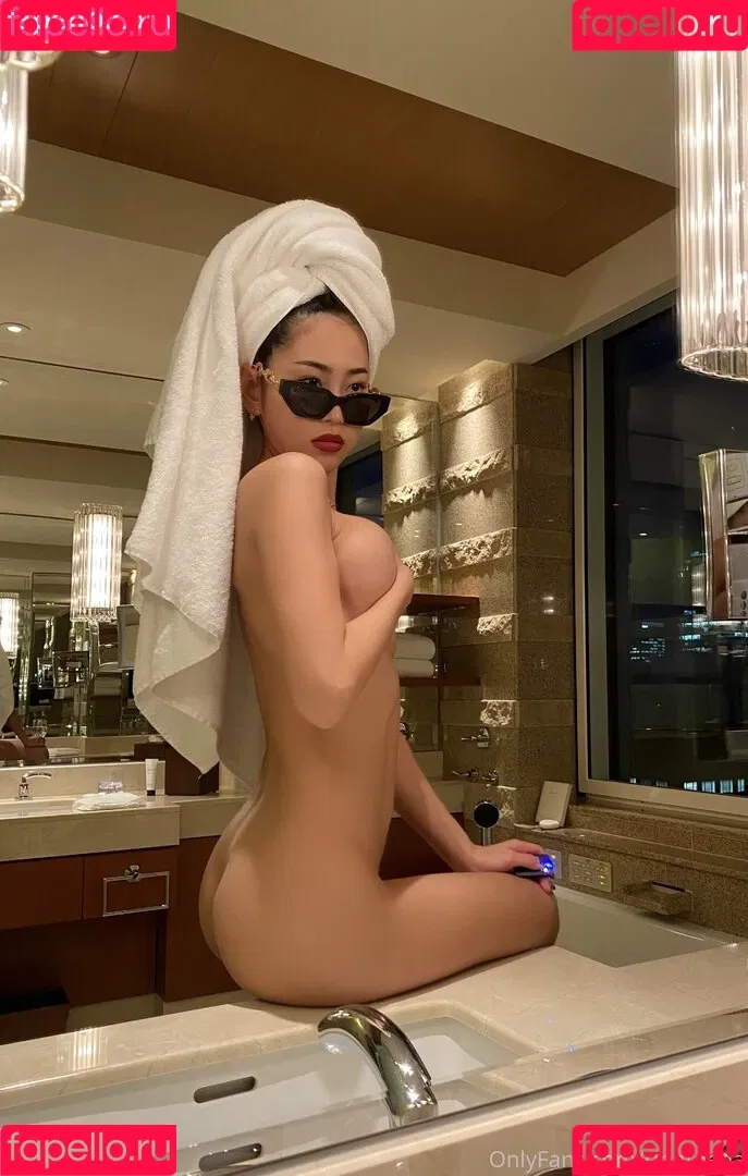 Rina Toeda / rinatoeda / rinatoeda0611 Onlyfans Photo Gallery 