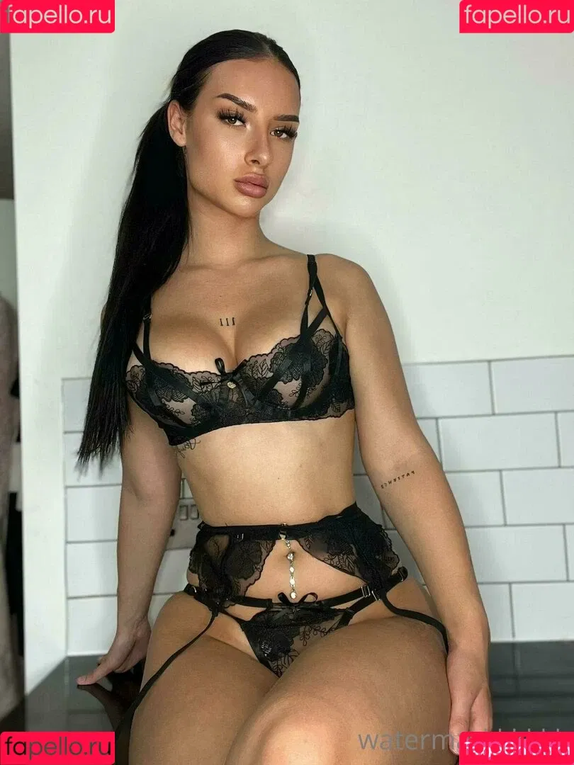 badgyalcbx / courtneybrown0x / courtxcourt18 Onlyfans Photo Gallery 