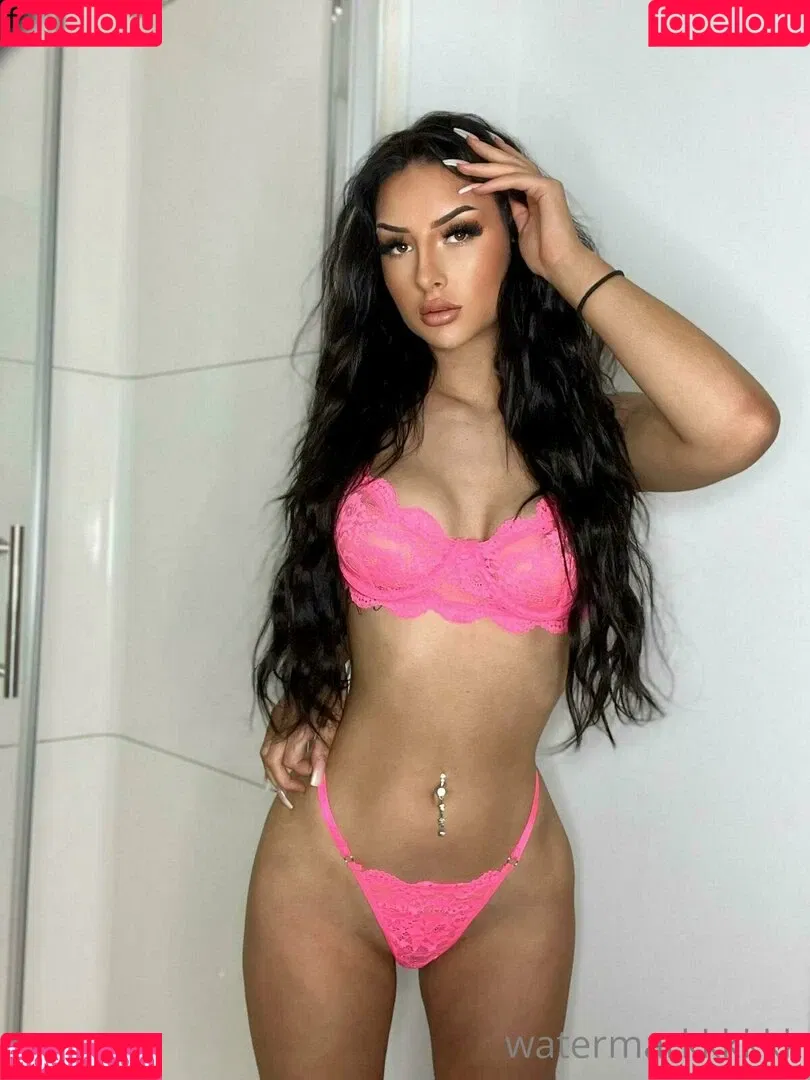 badgyalcbx / courtneybrown0x / courtxcourt18 Onlyfans Photo Gallery 