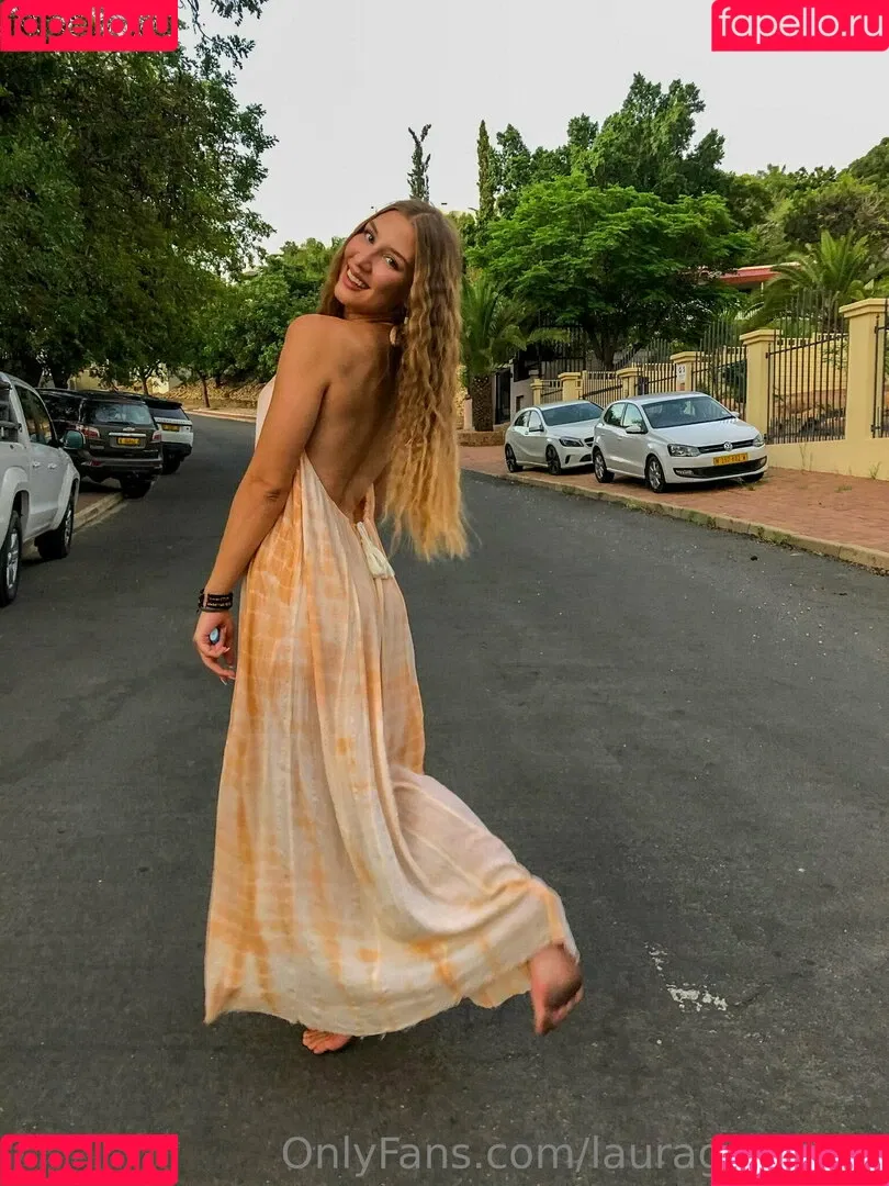 laura_high / lauragetshigh Onlyfans Photo Gallery 