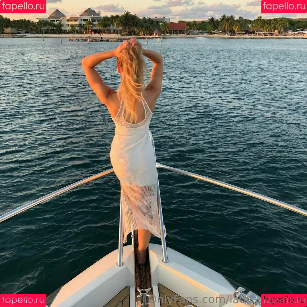 laura_high / lauragetshigh Onlyfans Photo Gallery 