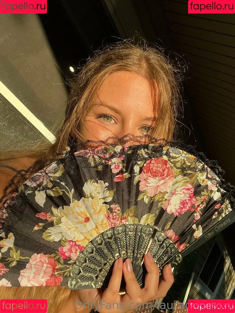 laura_high / lauragetshigh Onlyfans Photo Gallery 