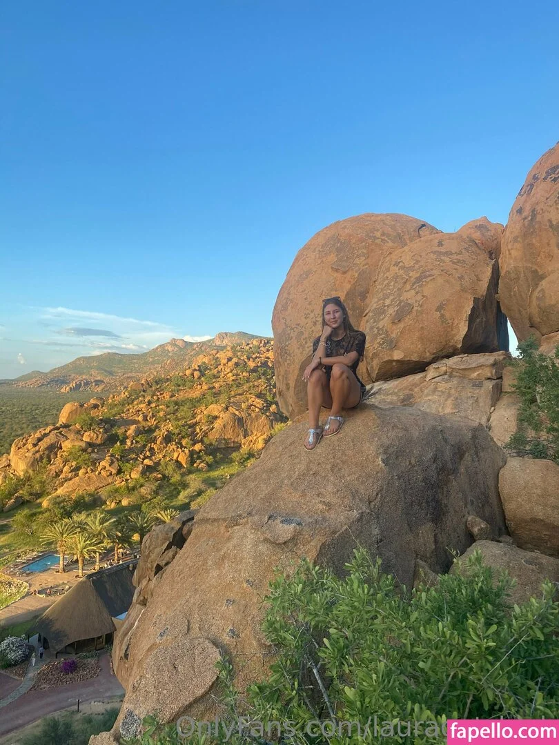 laura_high / lauragetshigh Onlyfans Photo Gallery 