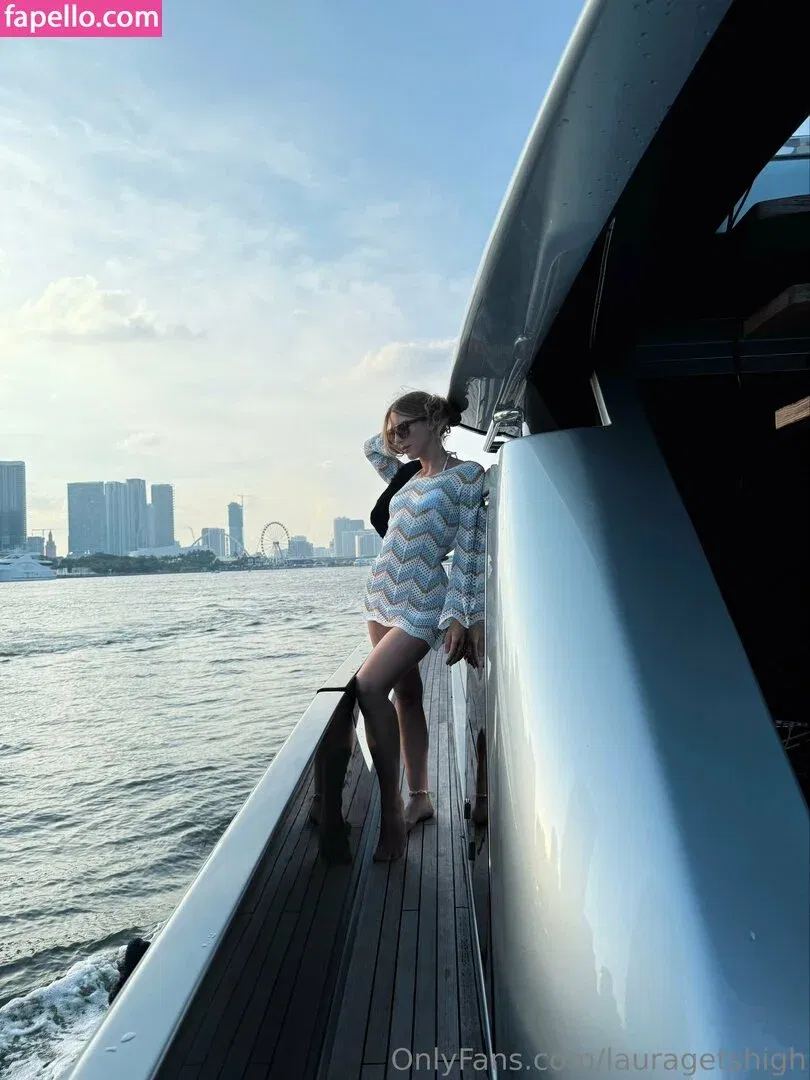 laura_high / lauragetshigh Onlyfans Photo Gallery 